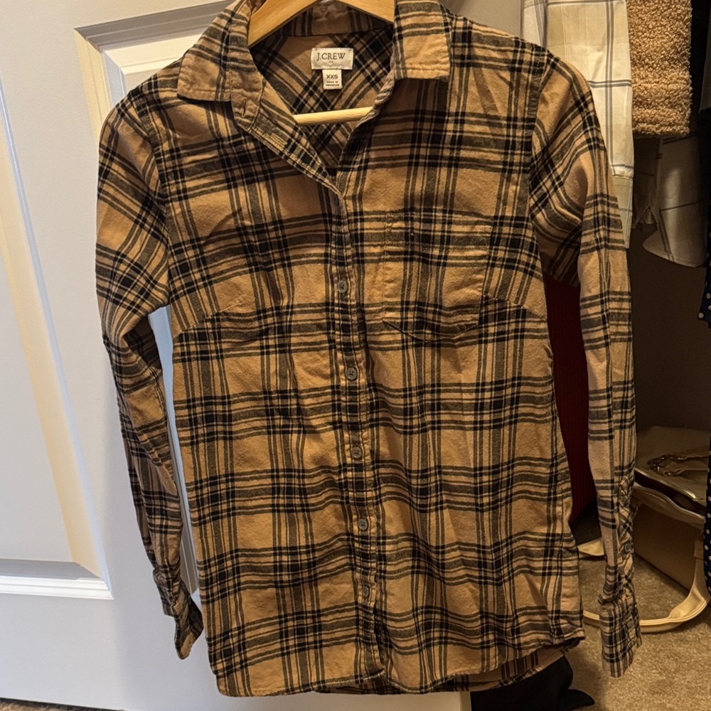 J. Crew women’s Beige and Black Plaid flannel Shirt size XXS